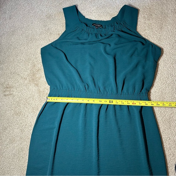 Universal Standard Isola Crinkle Crepe Dress, Sea Moss Green, Size 14-16, EUC - Picture 4 of 9